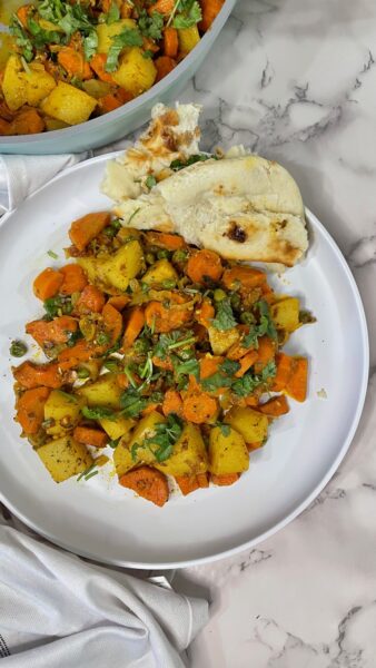 Aloo mattar gajjar ki sabzi