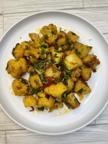 potato and cauliflour curry