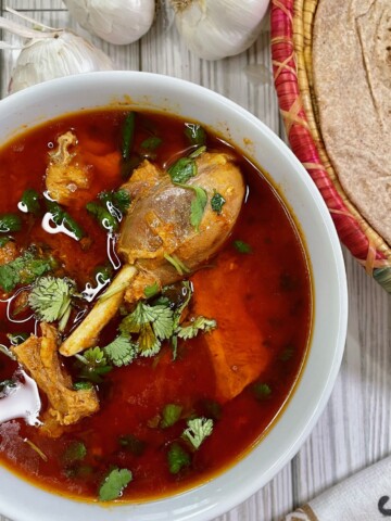 Desi murghi ka shorba