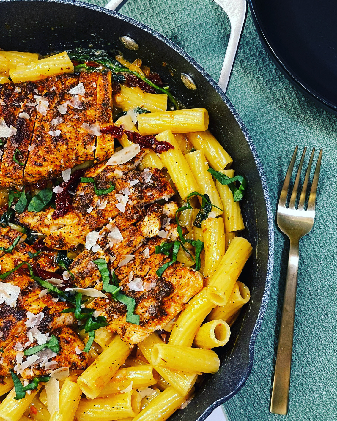 Tuscan chicken pasta
