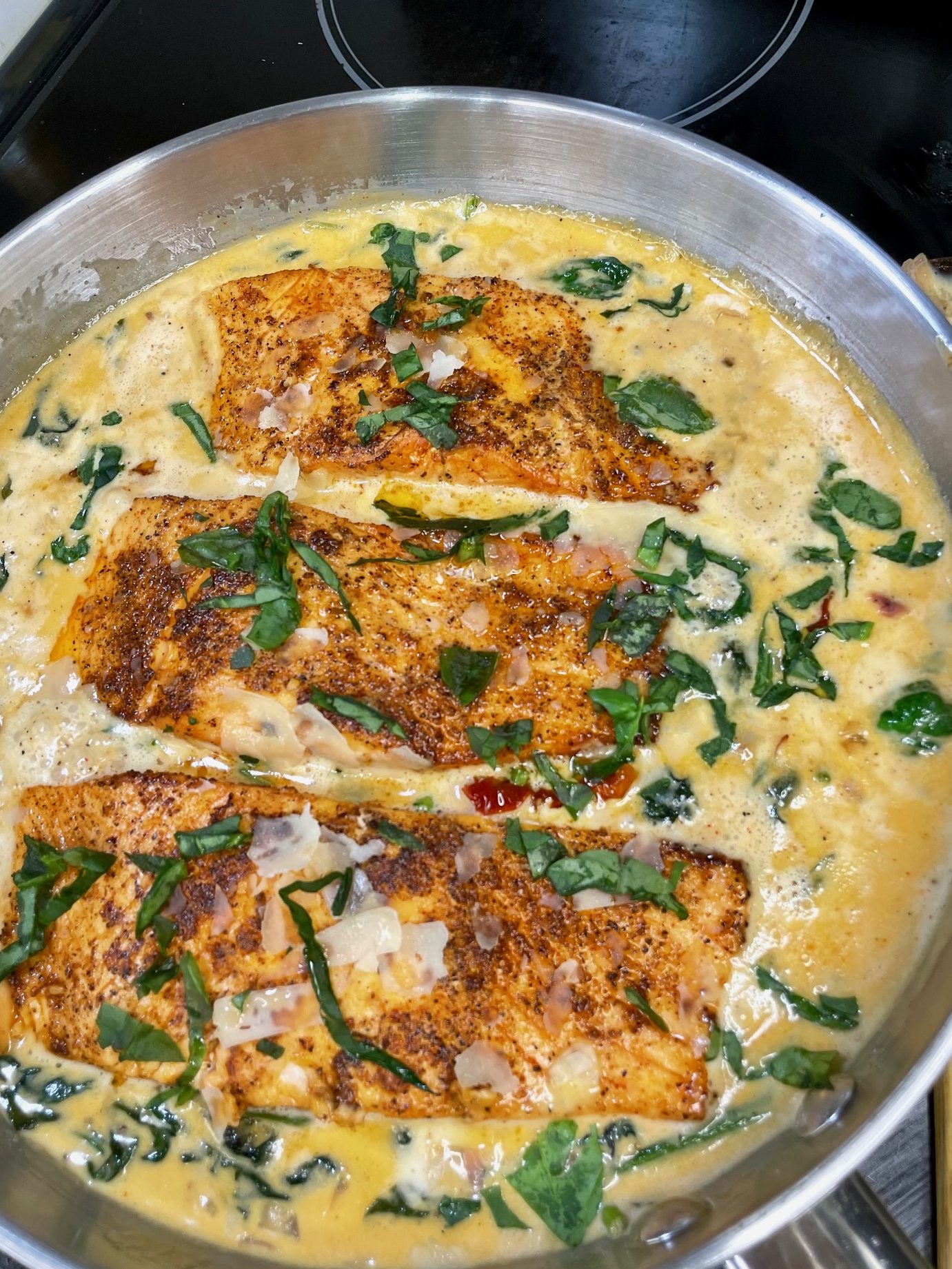 Tuscan salmon (Ready in 15 Minutes)