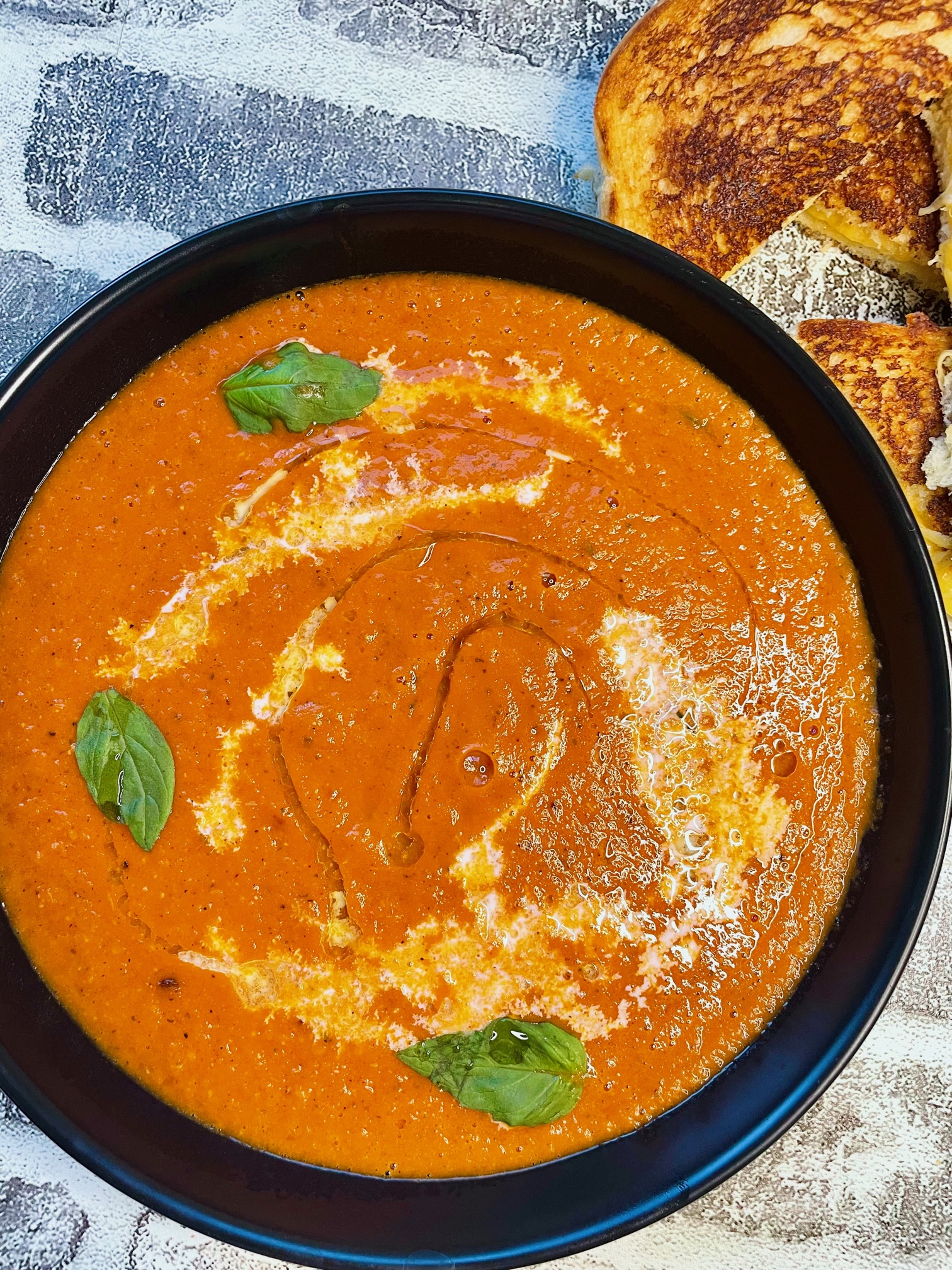 Tomato Basil Soup (30 Minutes Recipe)