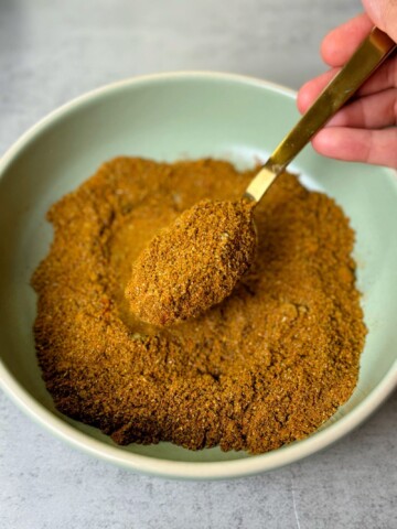A blend of spices to make homemade haleem masala