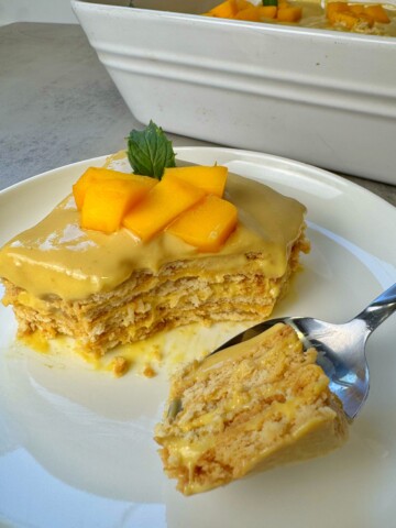 a mango and cream cheese flavored, no bake dessert