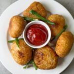 Chicken kachori made with frozen paratha